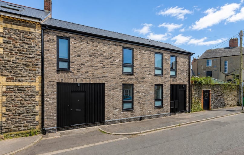 Flora Street, Cathays, Cardiff - Image 1